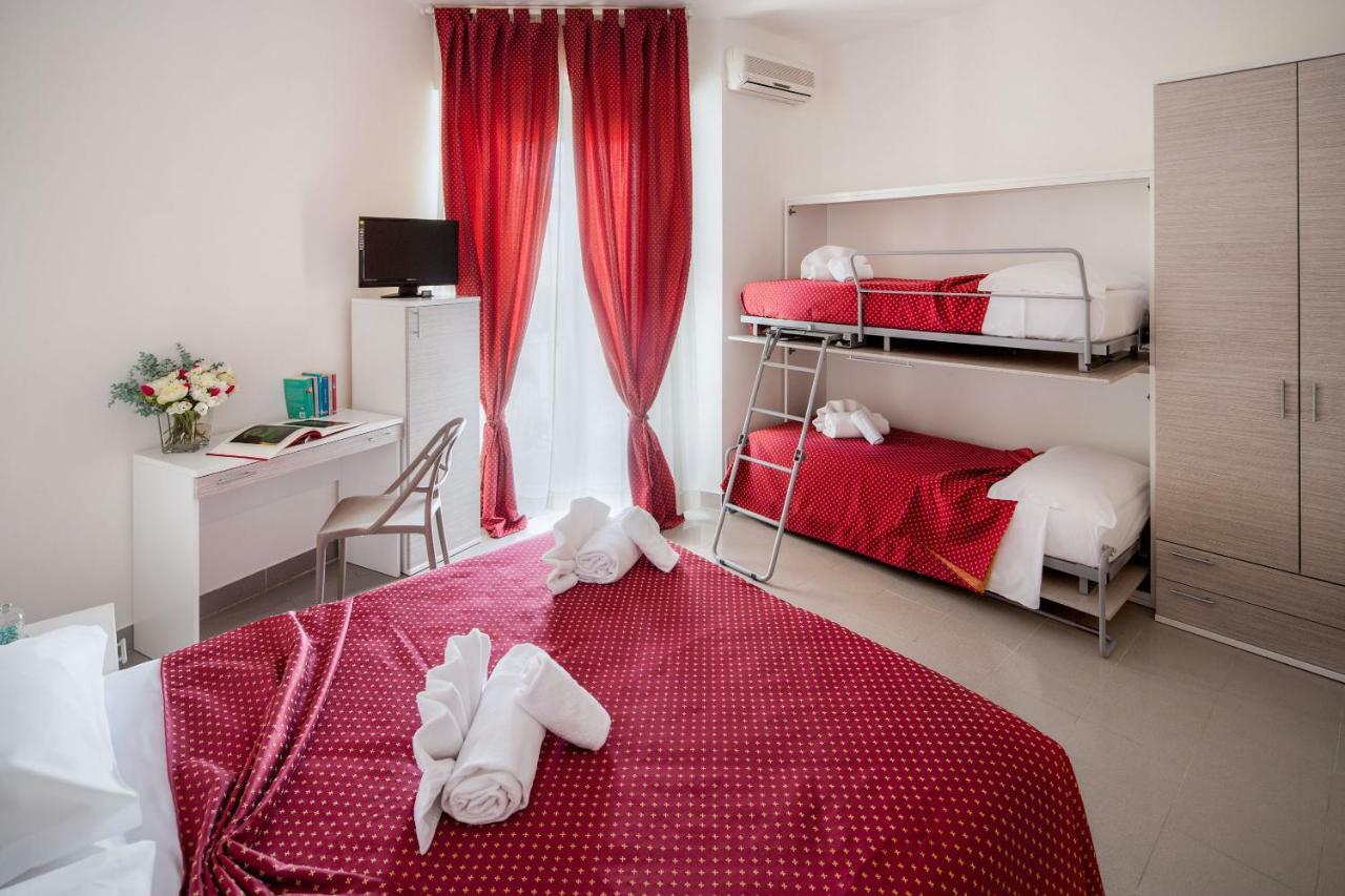 Hotel Villa Teresa Loano Zewnętrze zdjęcie