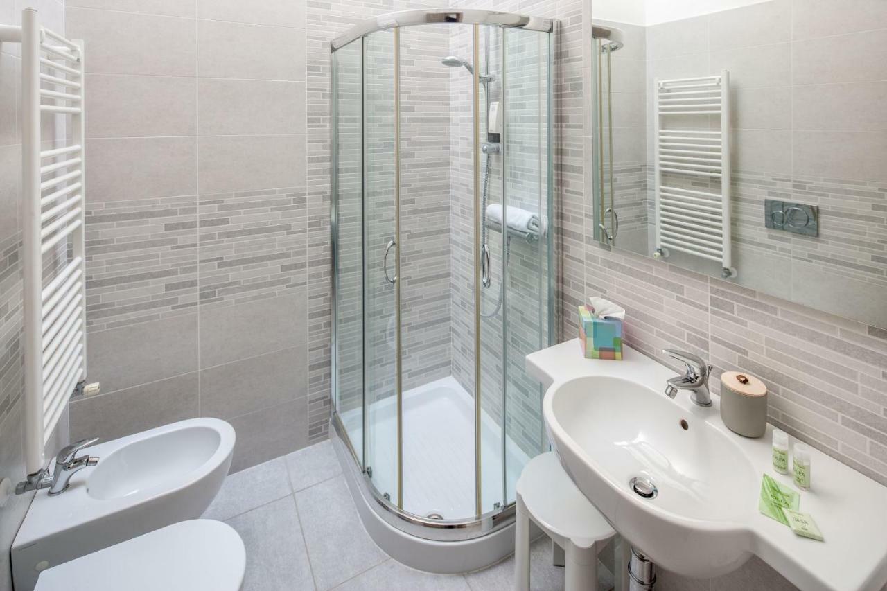 Hotel Villa Teresa Loano Zewnętrze zdjęcie