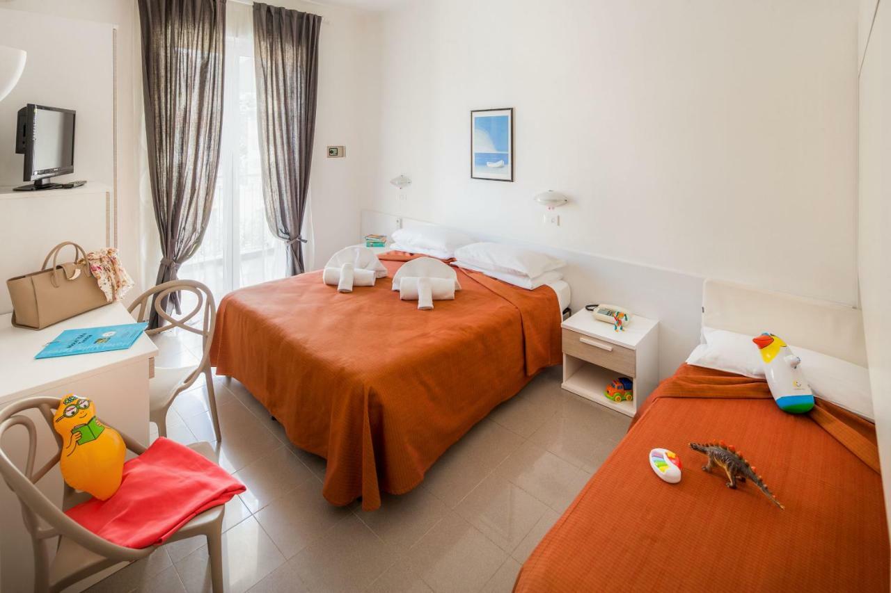 Hotel Villa Teresa Loano Zewnętrze zdjęcie